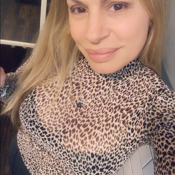 Meet your Posher, RiRi - Picture 10 of 16